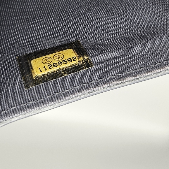 🩶CHANEL Grey Authentic Tri-fold Wallet/Clutch🩶 - Picture 9 of 17